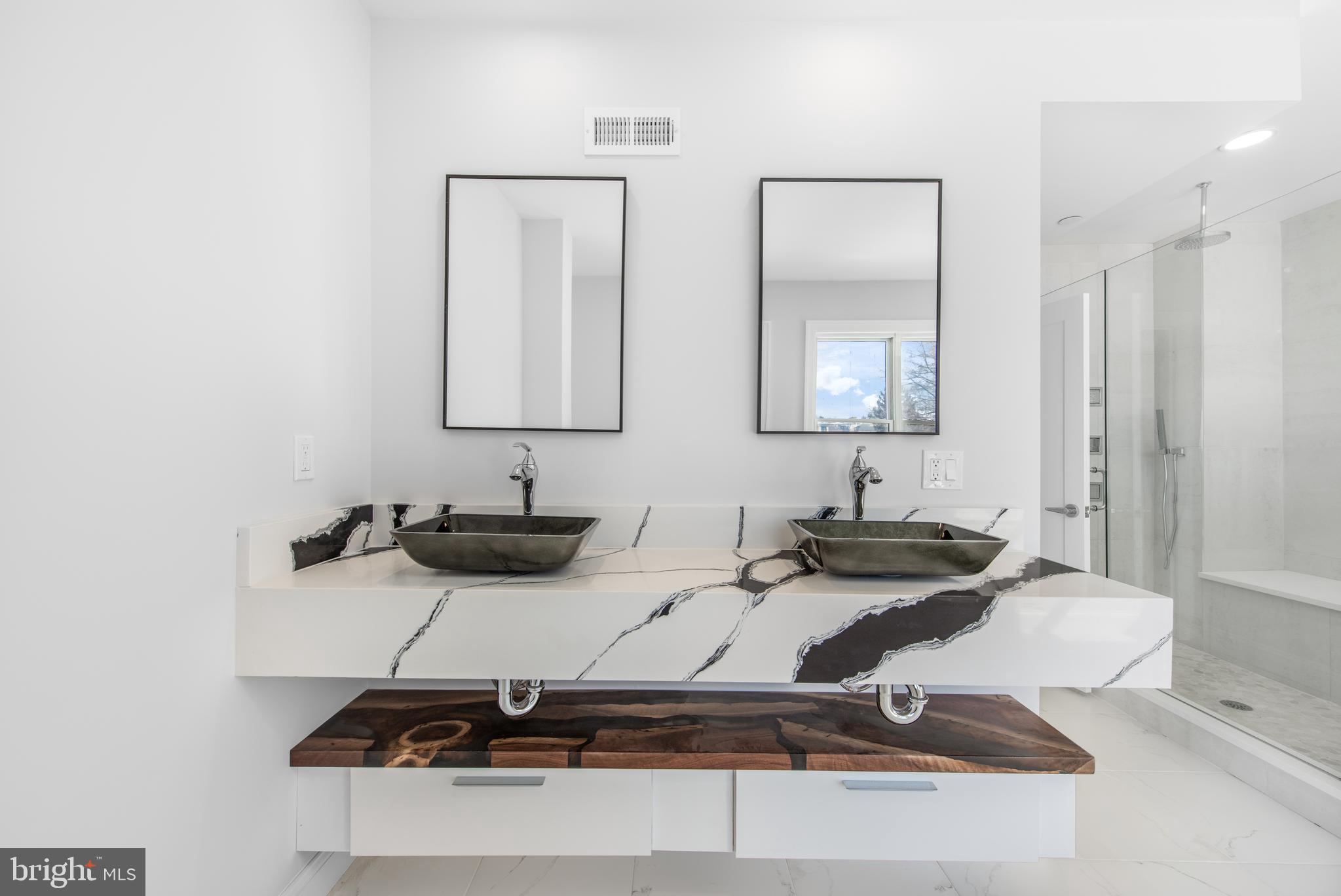 MANAYUNK - Residential