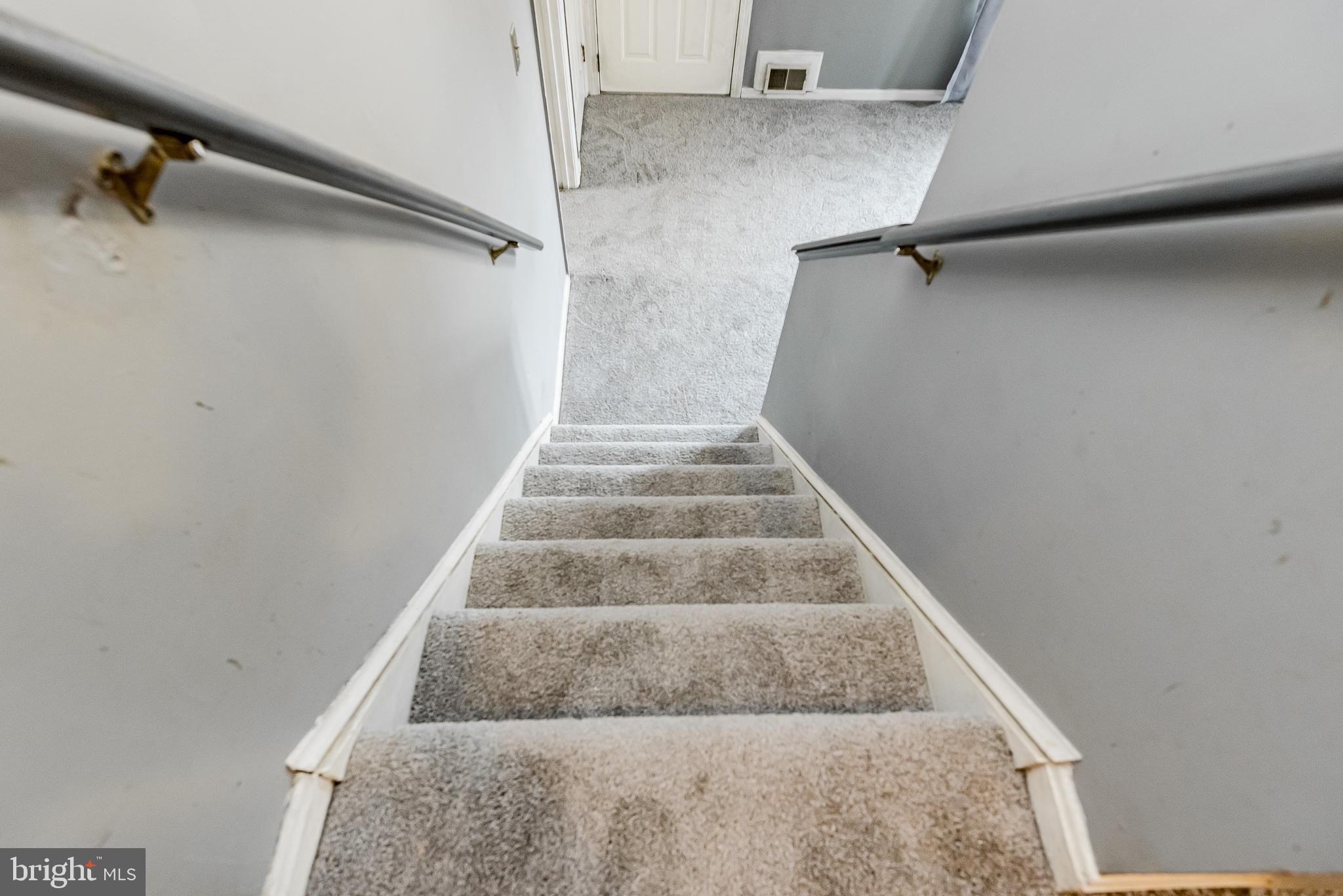 KERBY HILL - Residential