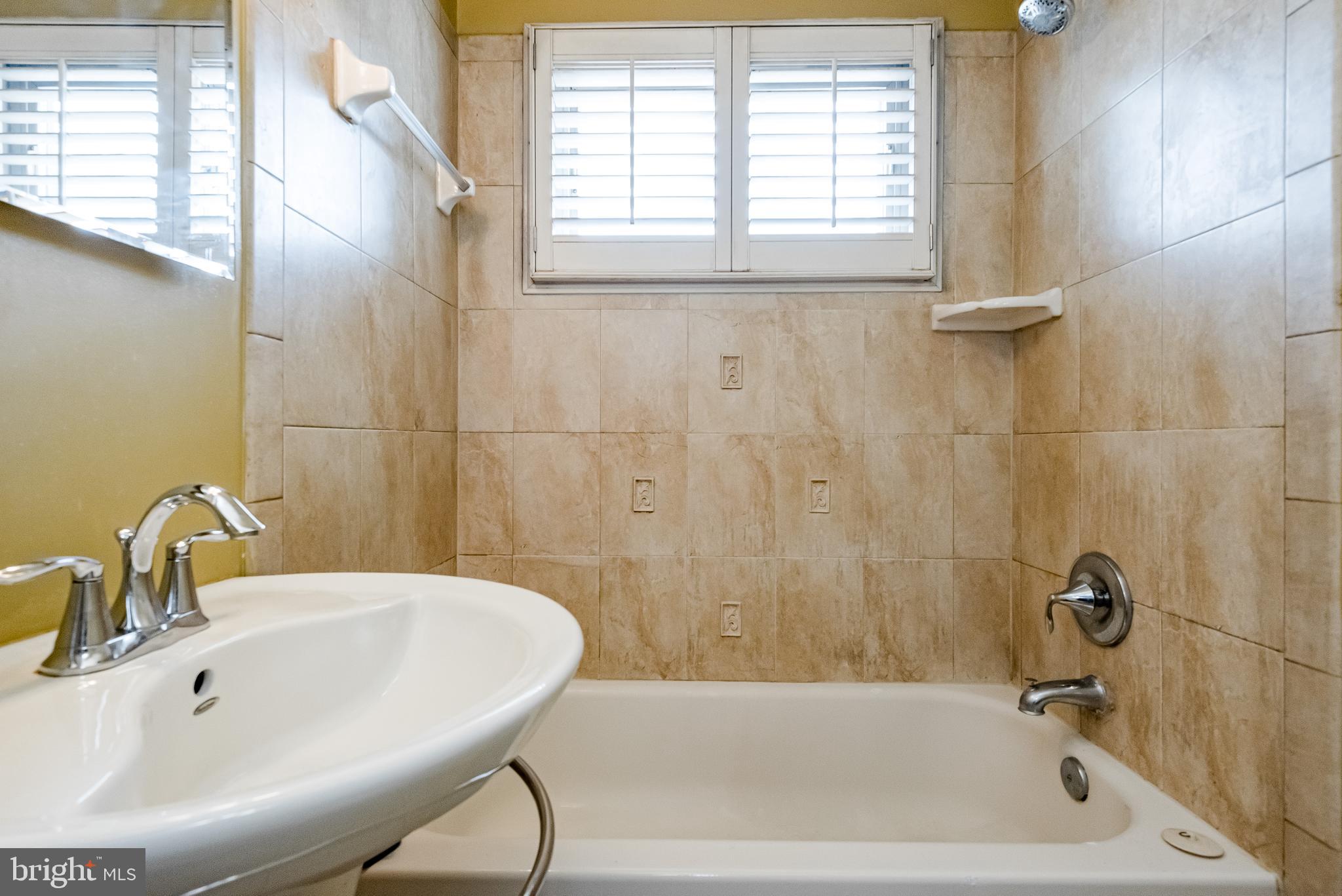 KERBY HILL - Residential