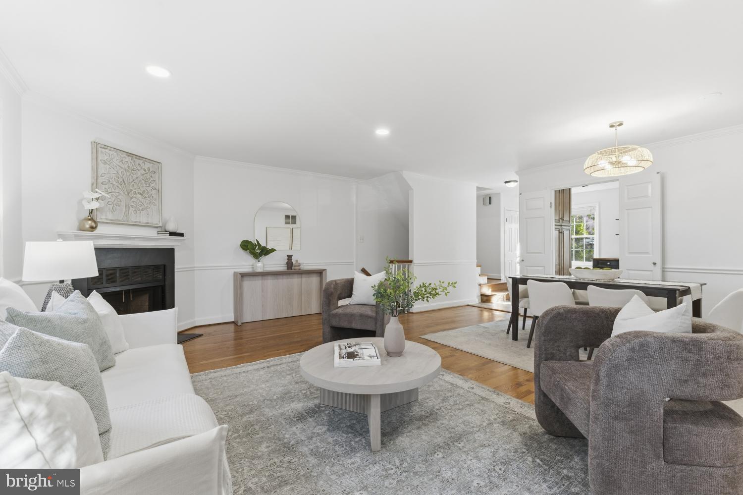 3341 5TH STREET S 3341