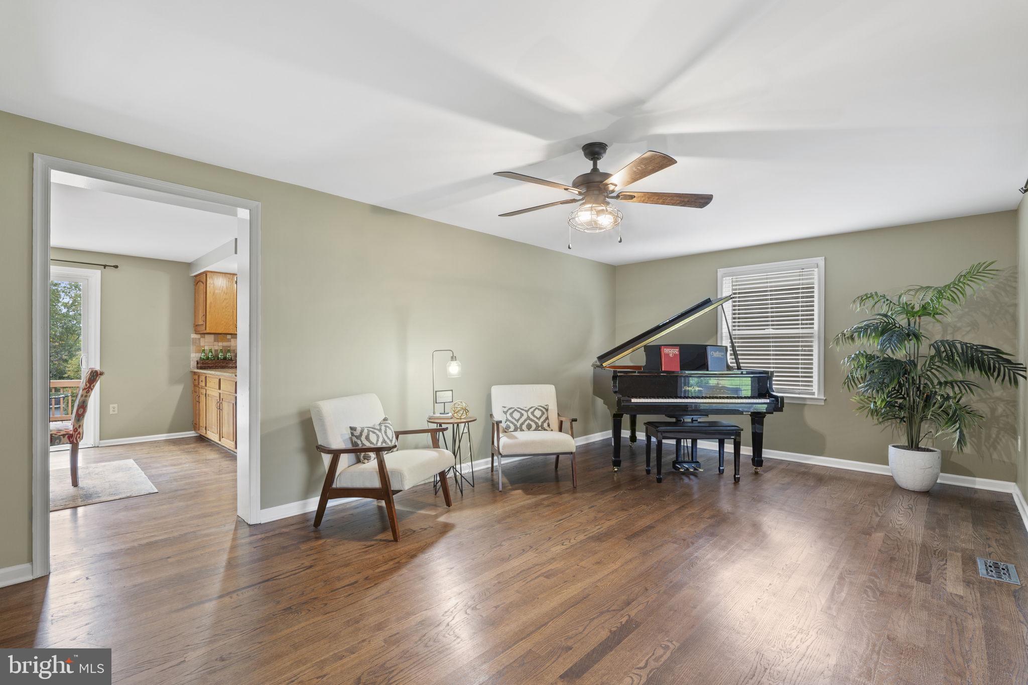 SPRING VALLEY - Residential