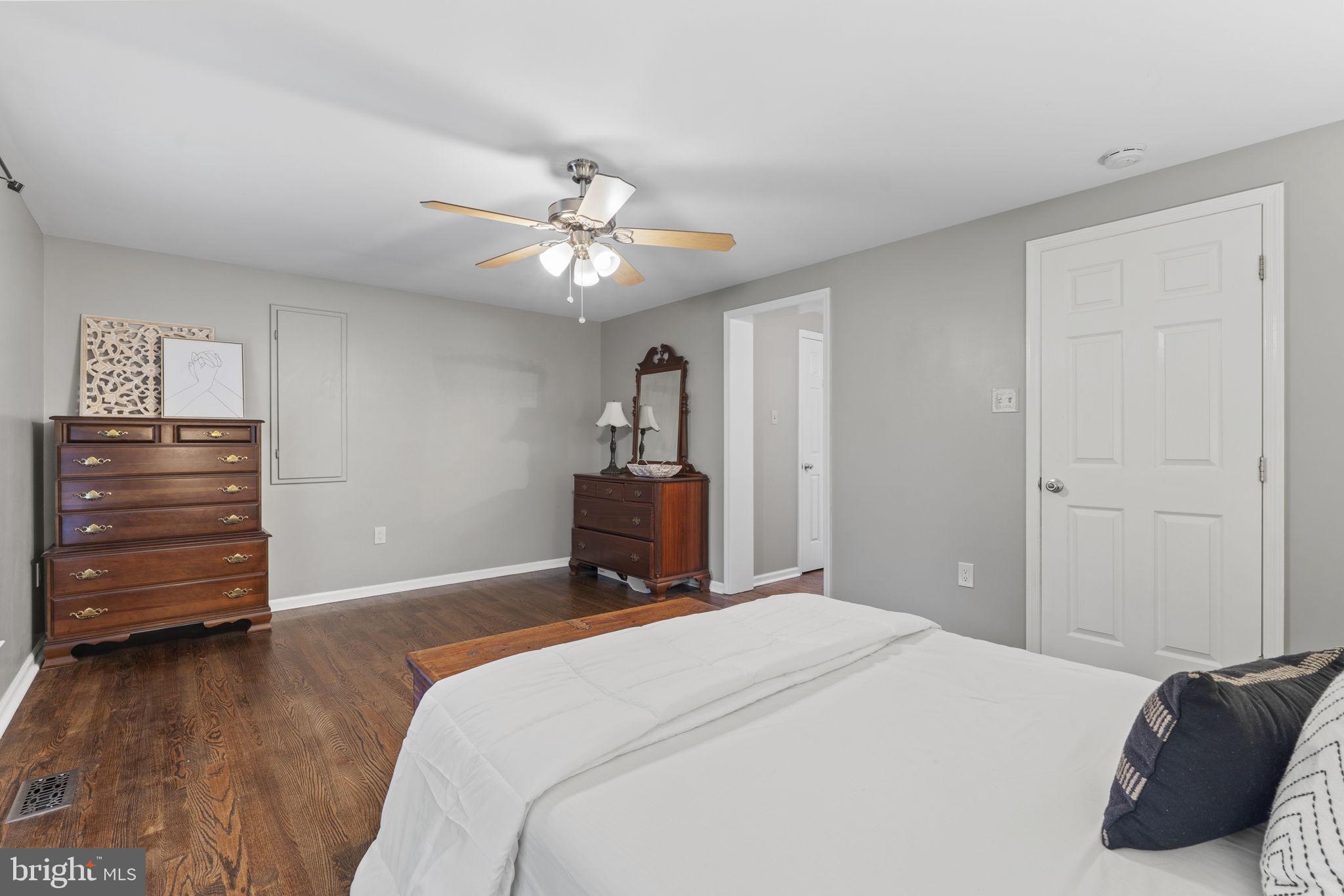 SPRING VALLEY - Residential