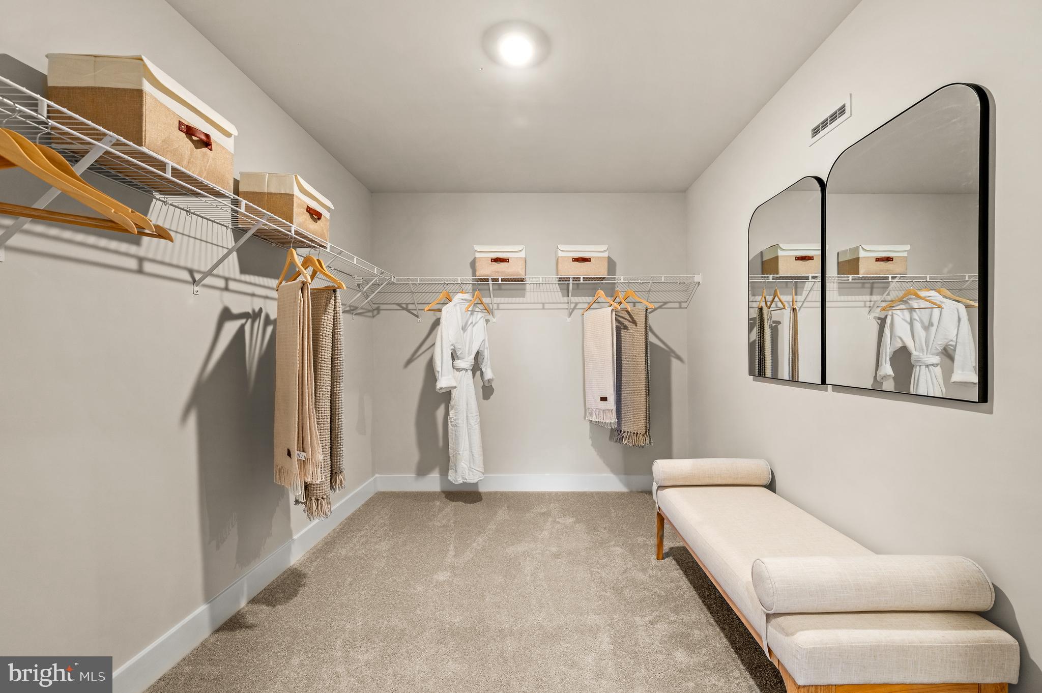 FARM VIEW - Residential