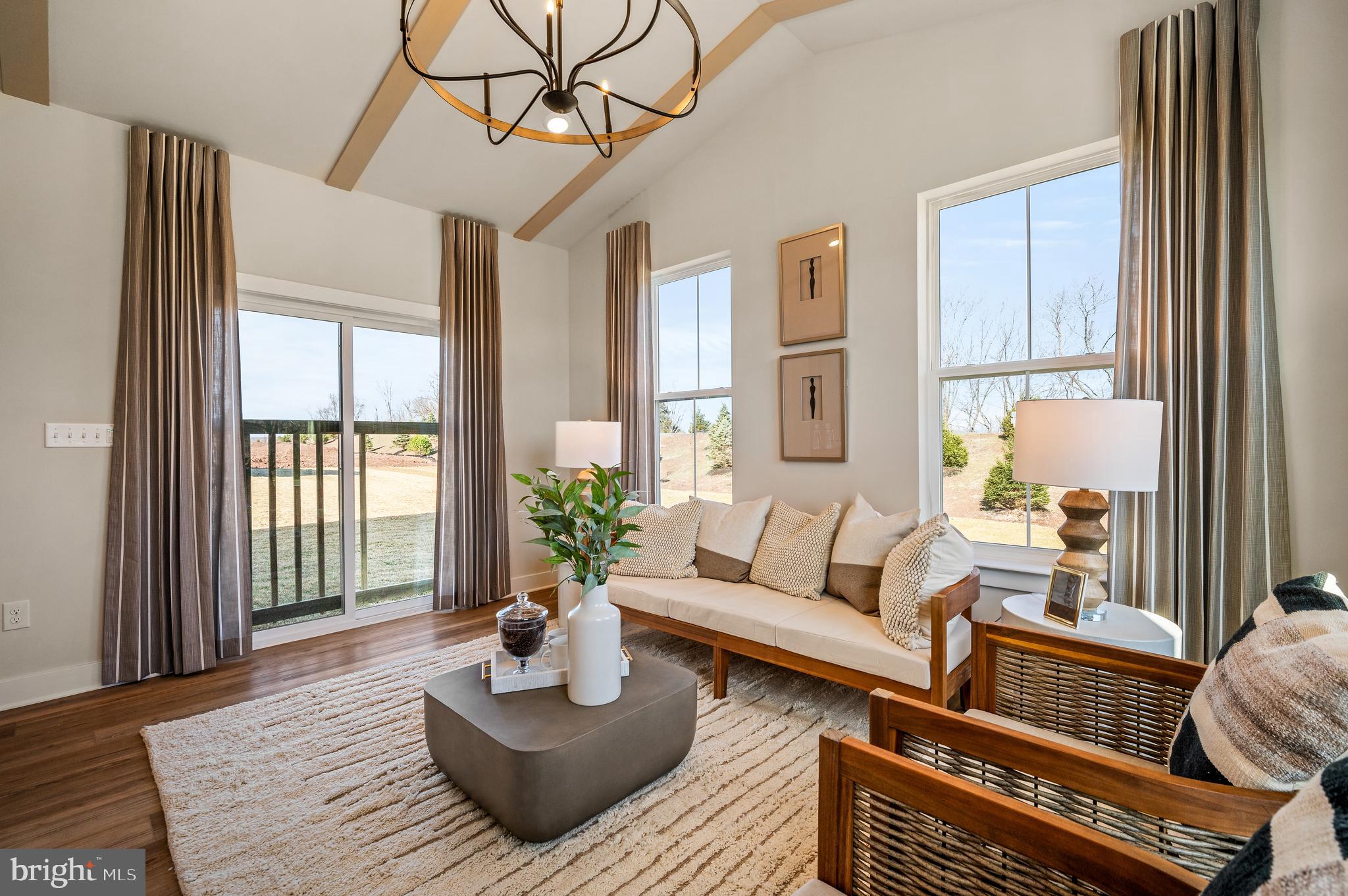 FARM VIEW - Residential