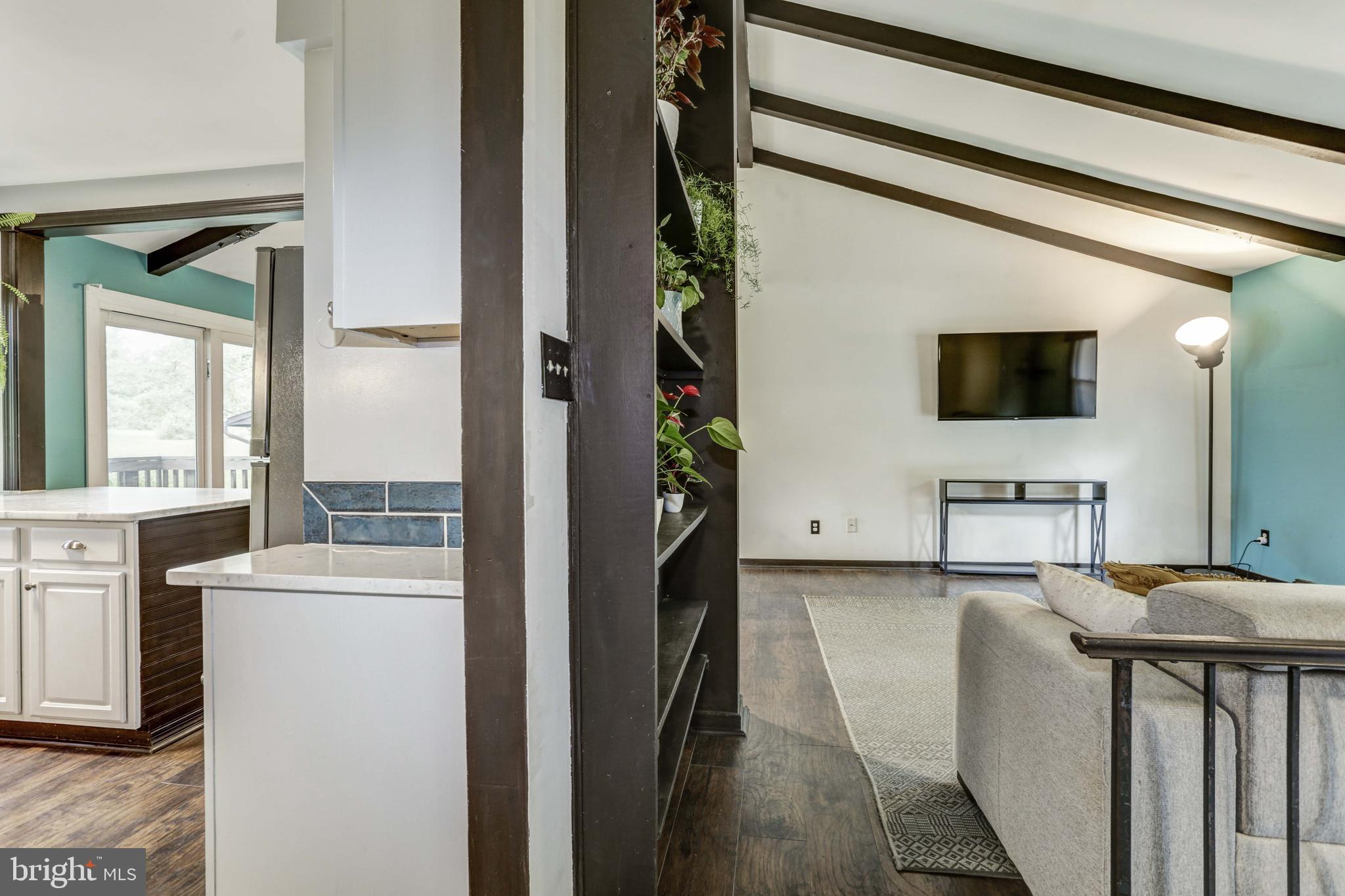 VILLAGE OF OAKLAND MILLS - Residential