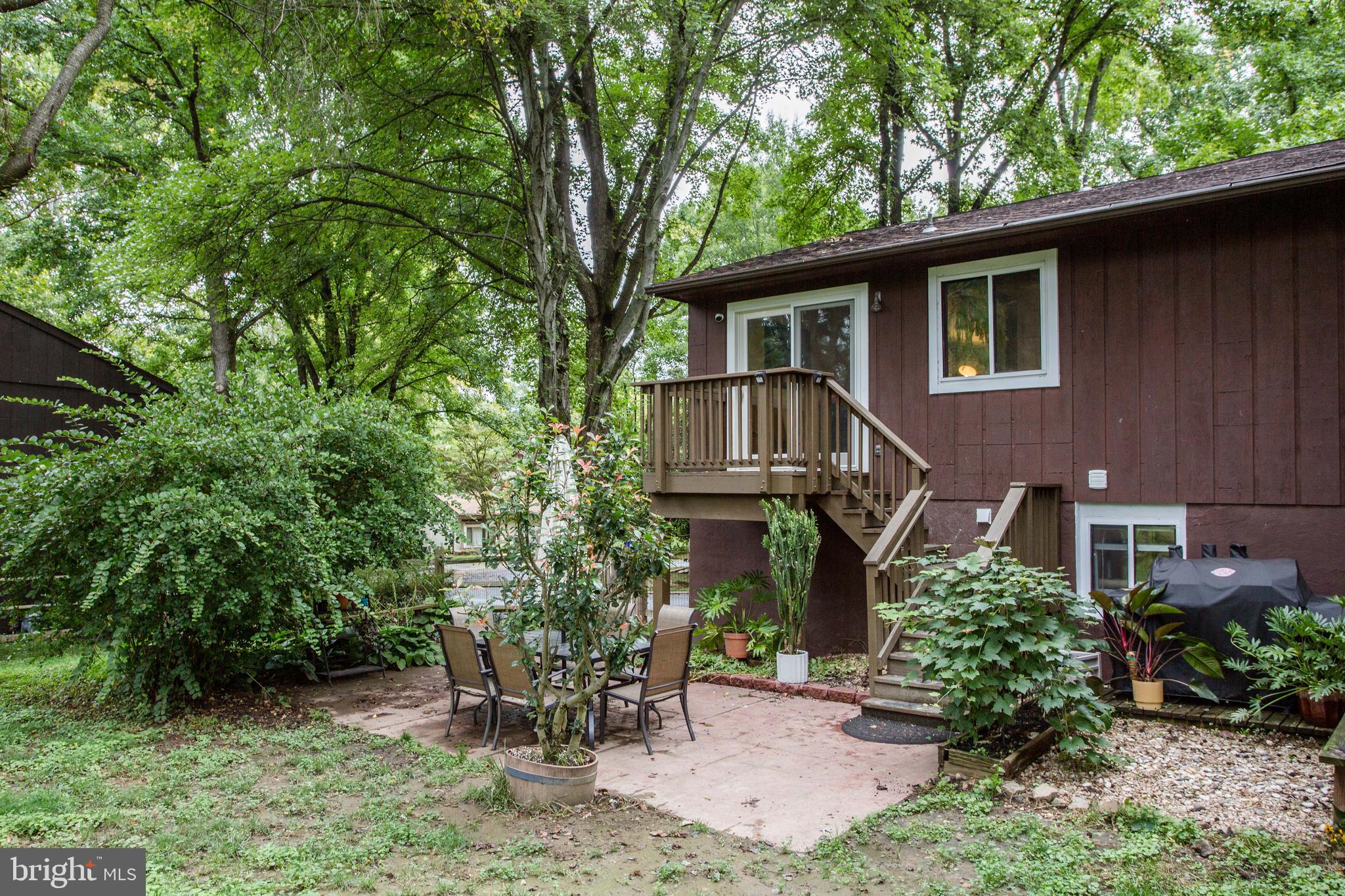 VILLAGE OF OAKLAND MILLS - Residential