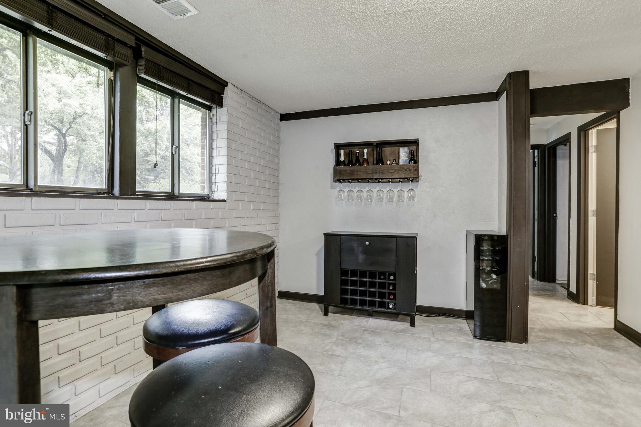 VILLAGE OF OAKLAND MILLS - Residential