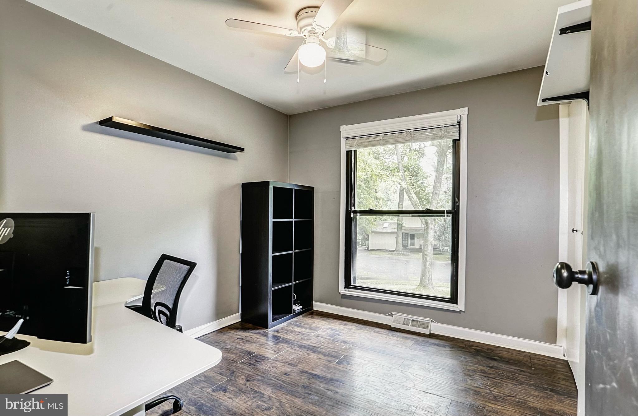 VILLAGE OF OAKLAND MILLS - Residential