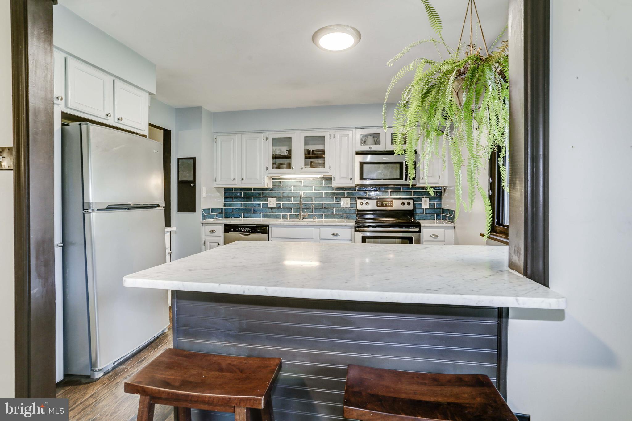 VILLAGE OF OAKLAND MILLS - Residential