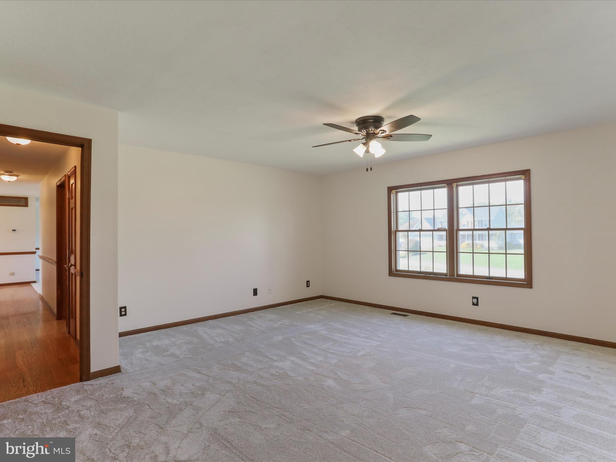 CLOVERDALE HEIGHTS - Residential Lease