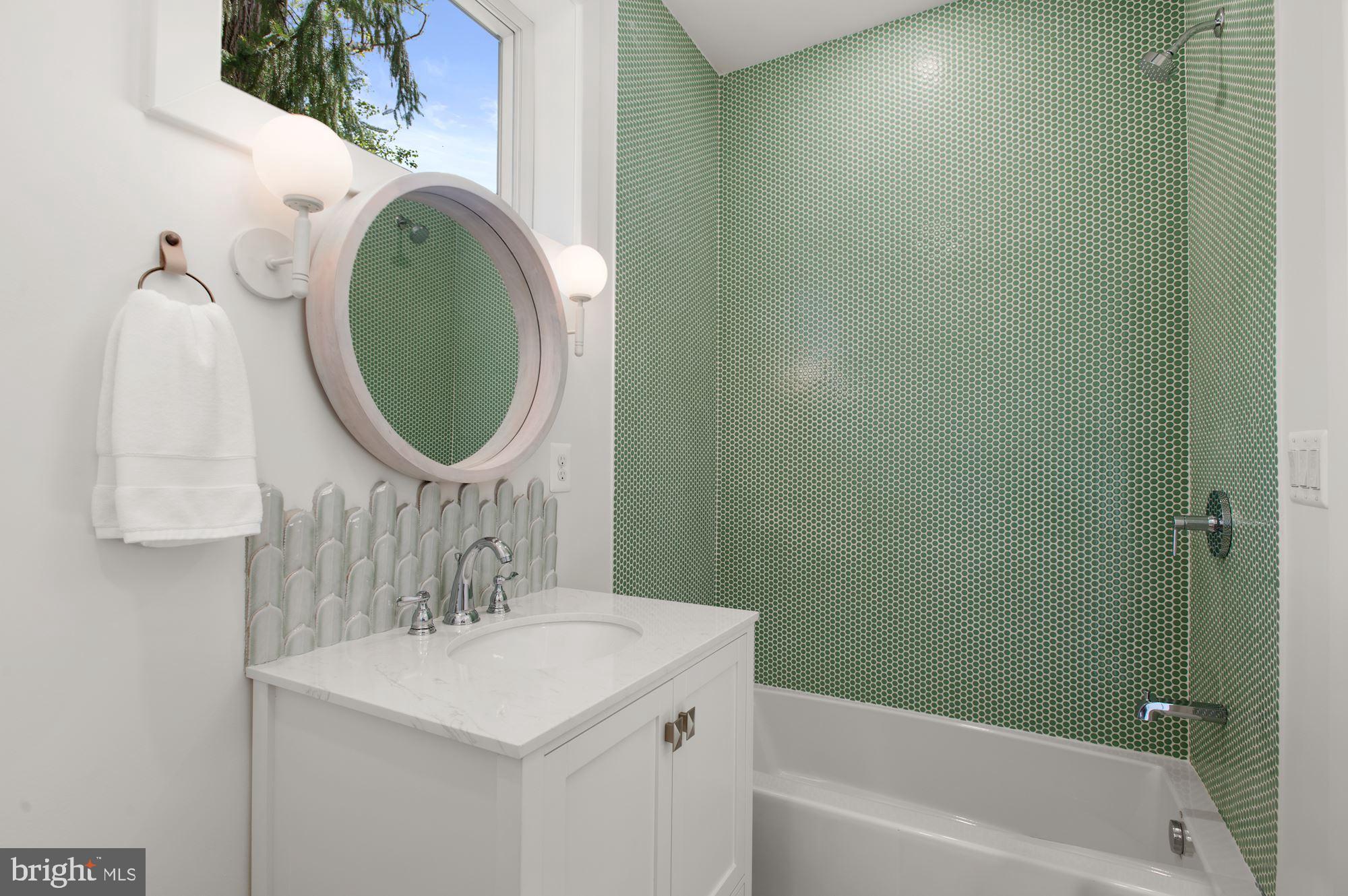 WOODLAND ACRES - Residential