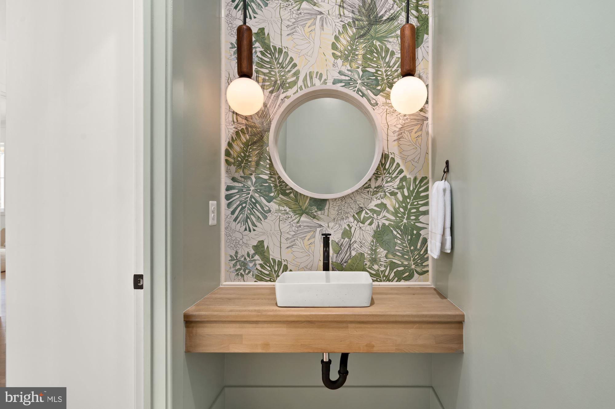 WOODLAND ACRES - Residential