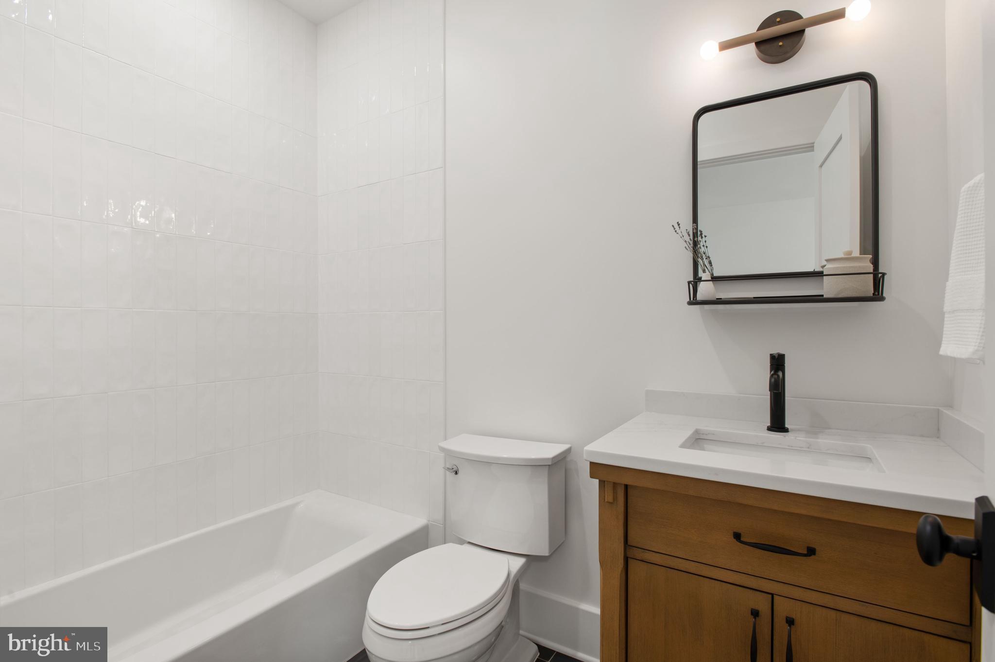 WOODLAND ACRES - Residential