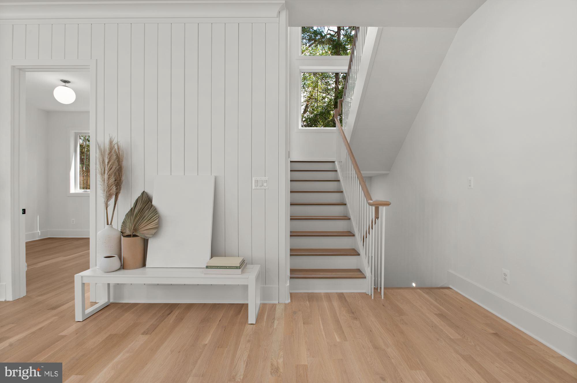 WOODLAND ACRES - Residential