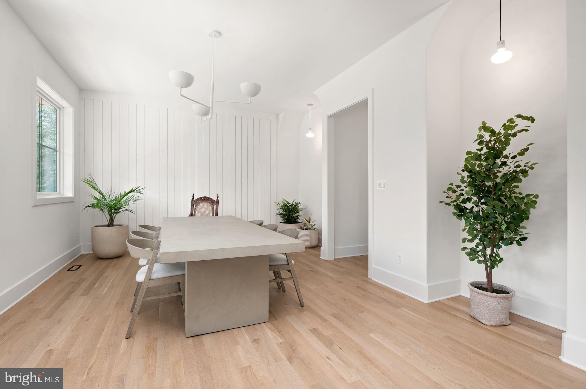 WOODLAND ACRES - Residential