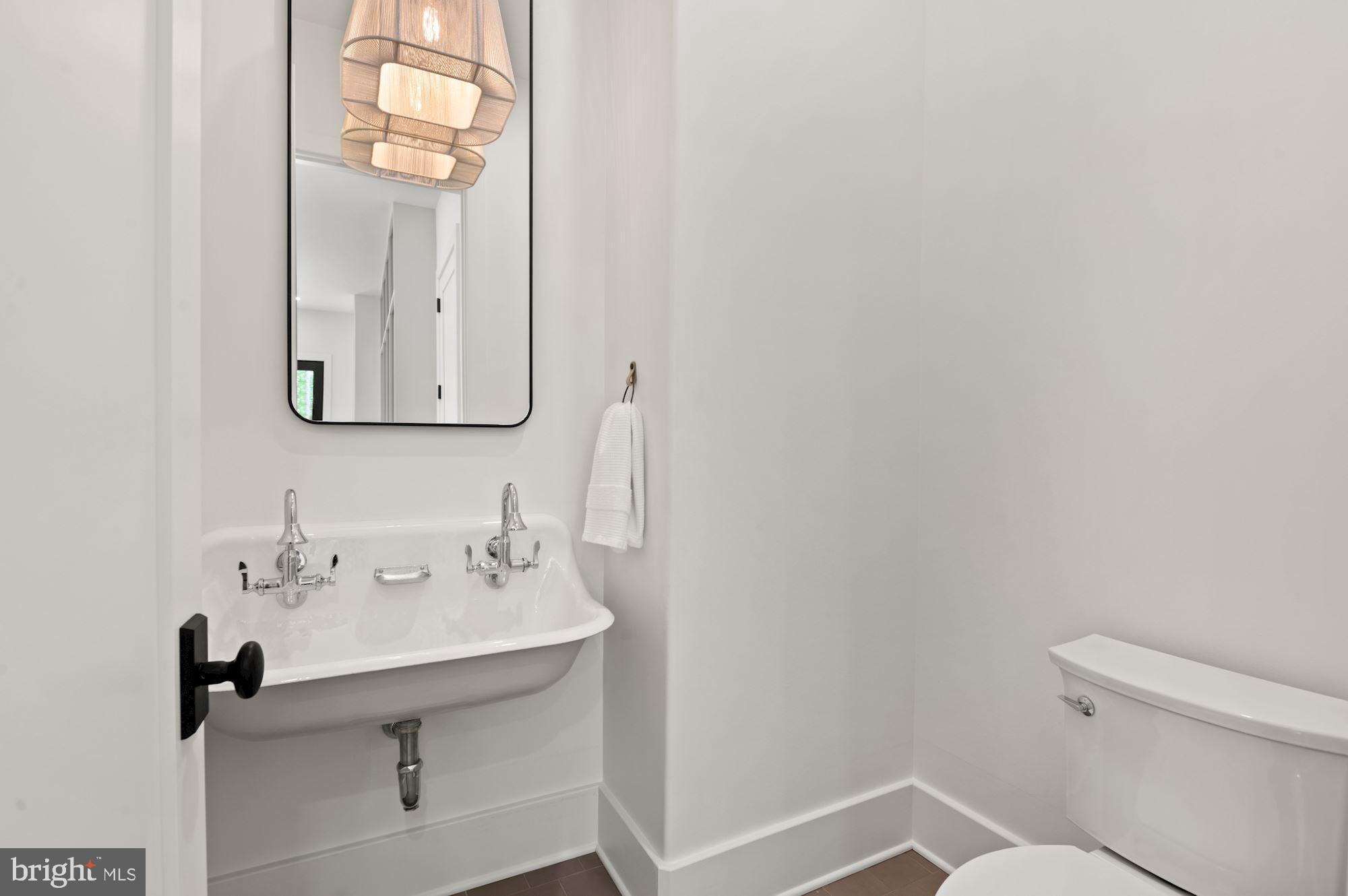 WOODLAND ACRES - Residential