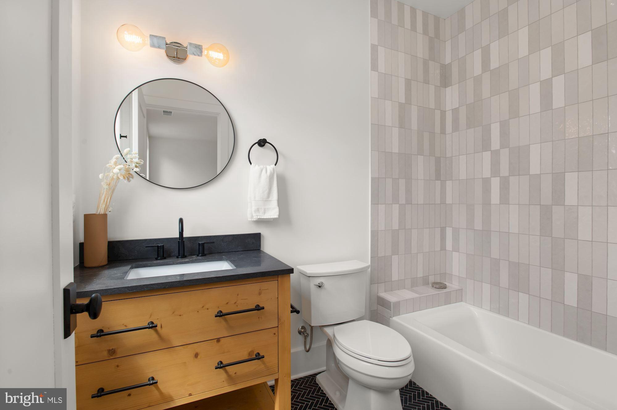 WOODLAND ACRES - Residential