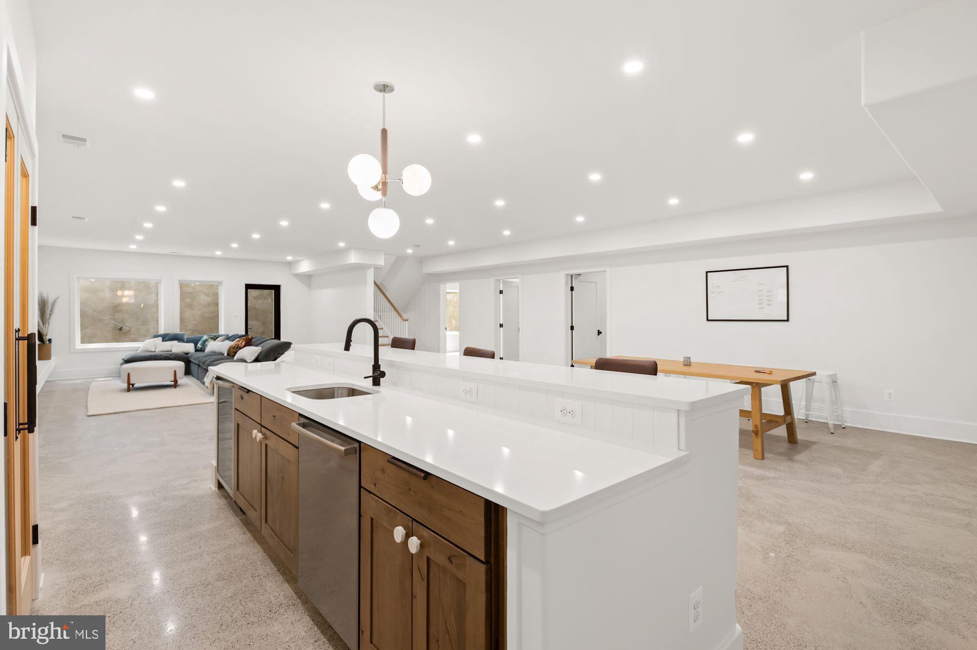 WOODLAND ACRES - Residential