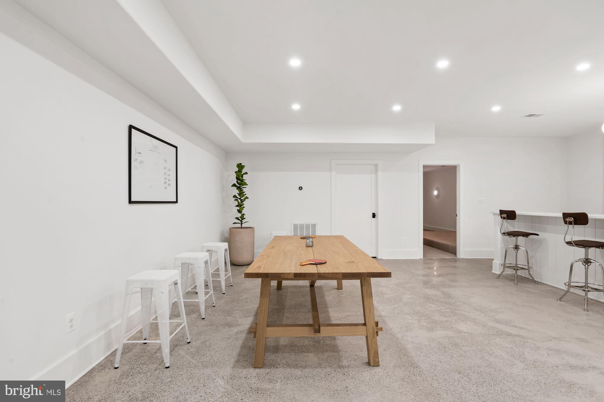 WOODLAND ACRES - Residential