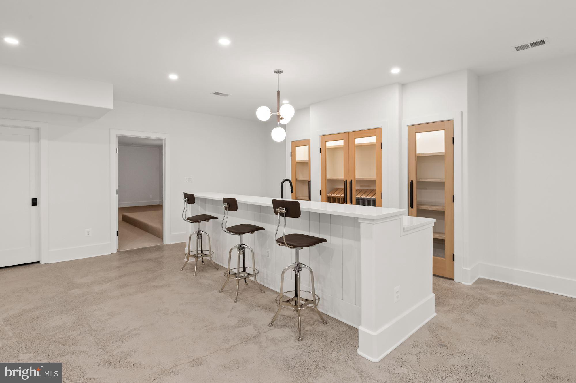 WOODLAND ACRES - Residential