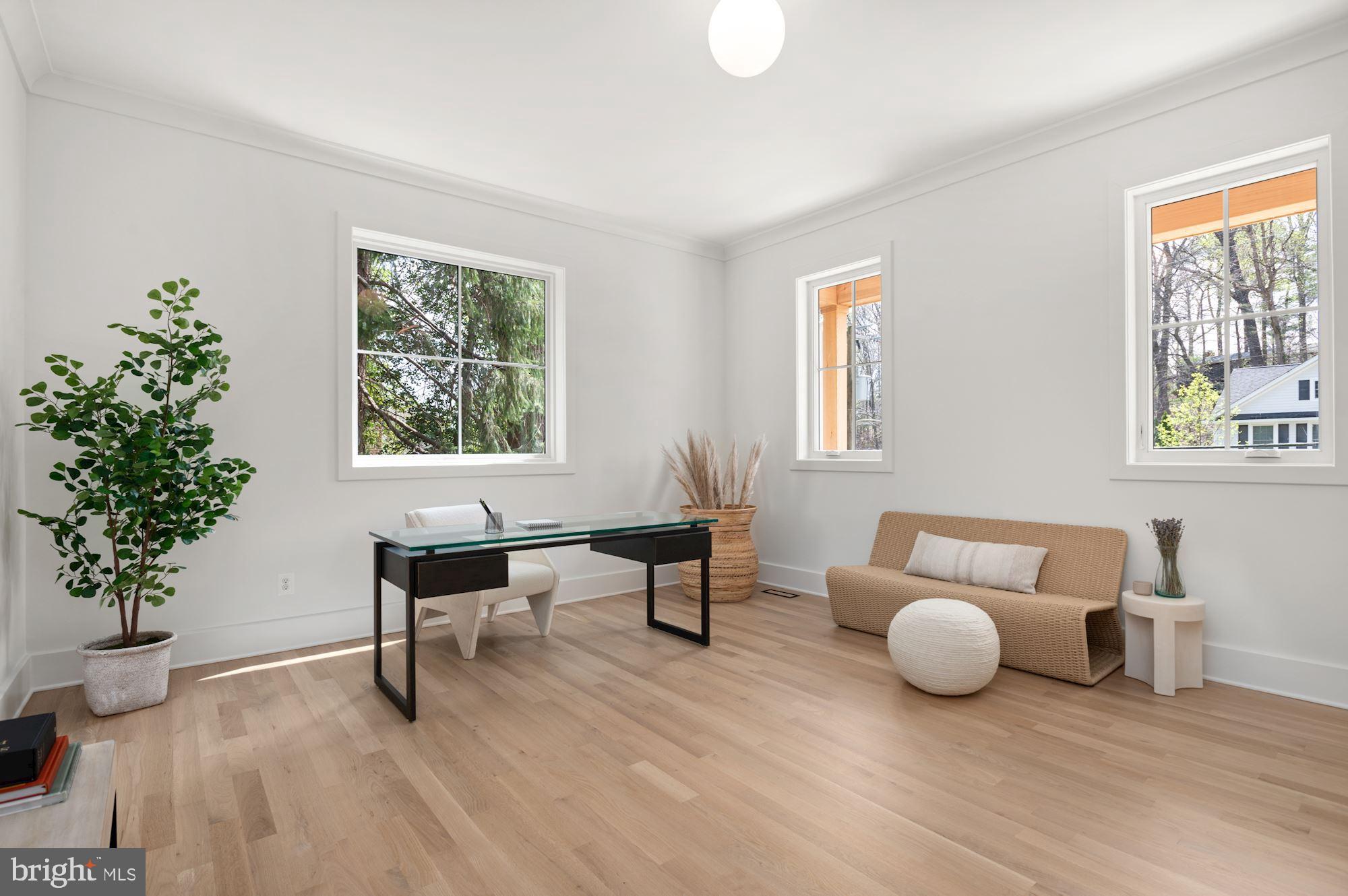 WOODLAND ACRES - Residential