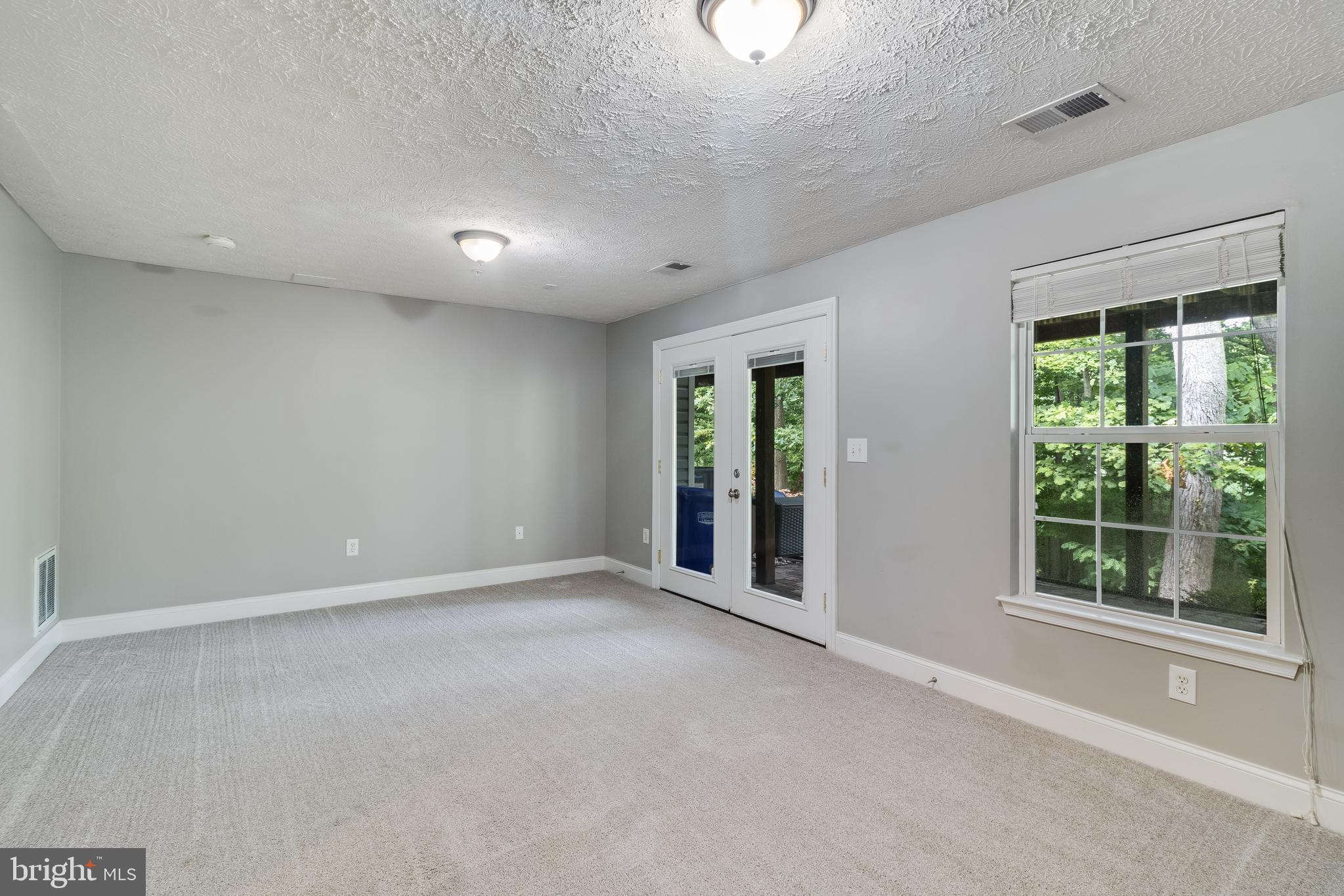 BAYVIEW HILLS - Residential Lease