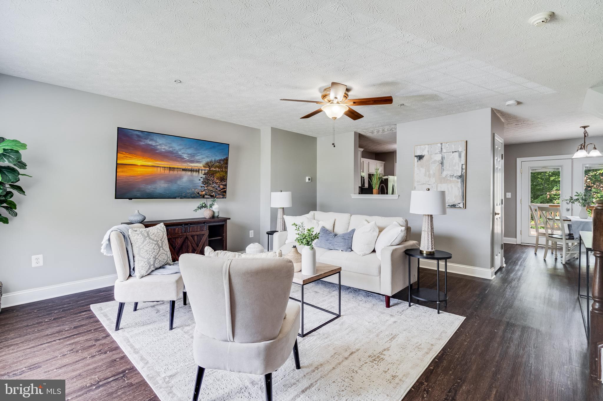 BAYVIEW HILLS - Residential Lease