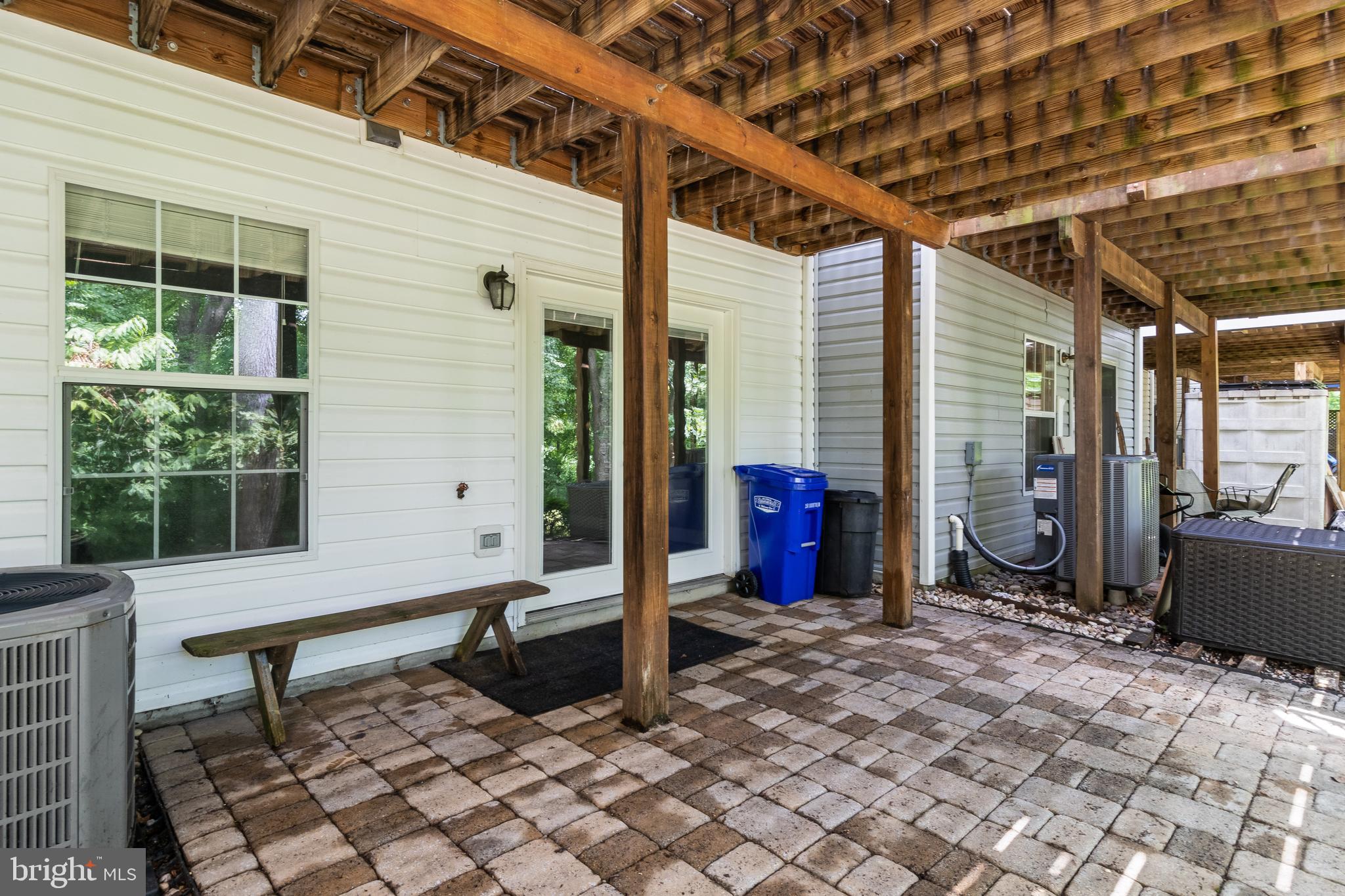 BAYVIEW HILLS - Residential Lease