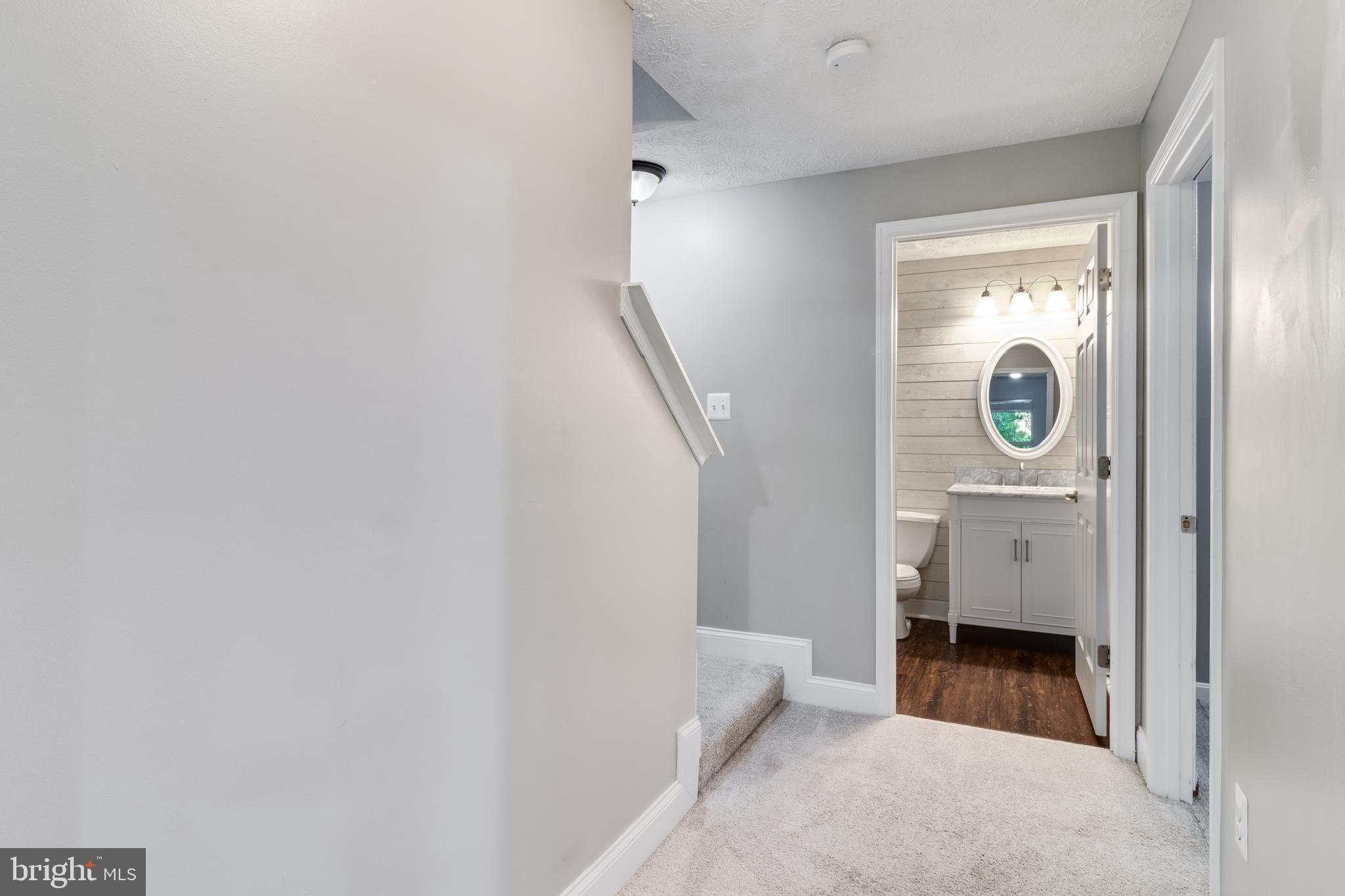 BAYVIEW HILLS - Residential Lease