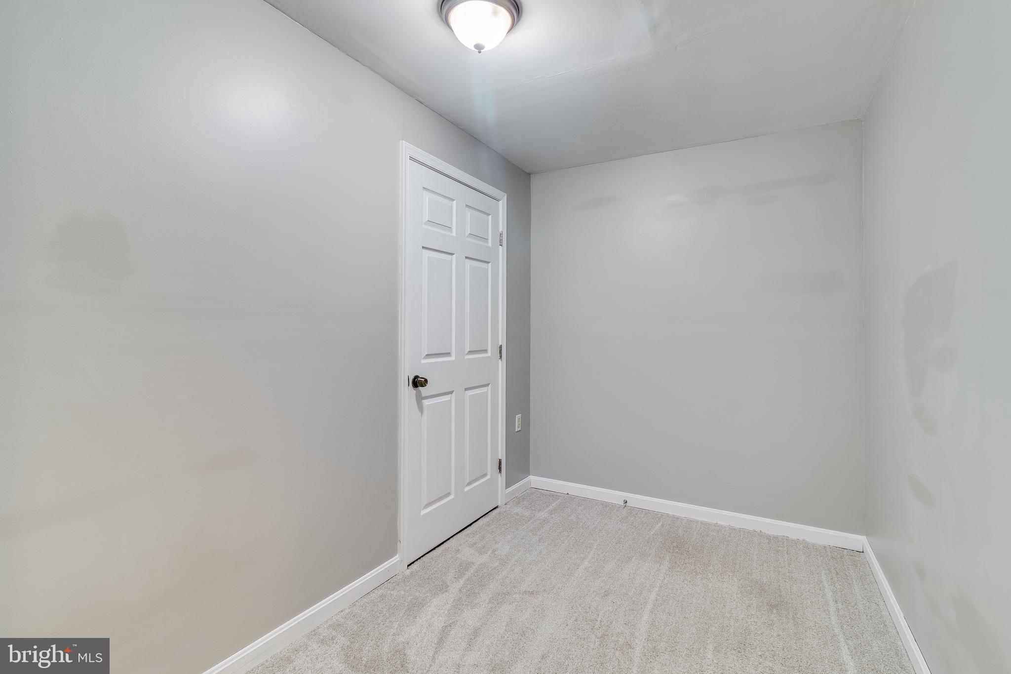 BAYVIEW HILLS - Residential Lease