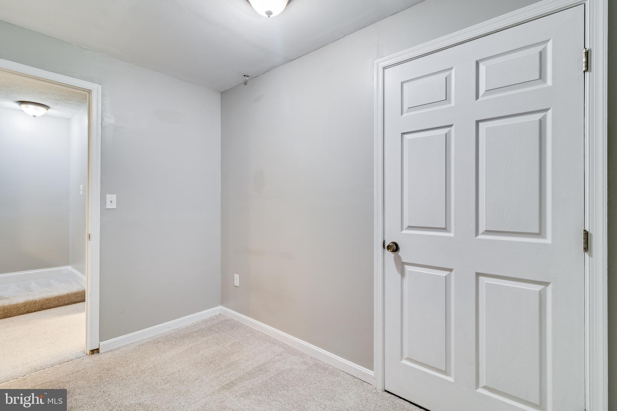 BAYVIEW HILLS - Residential Lease