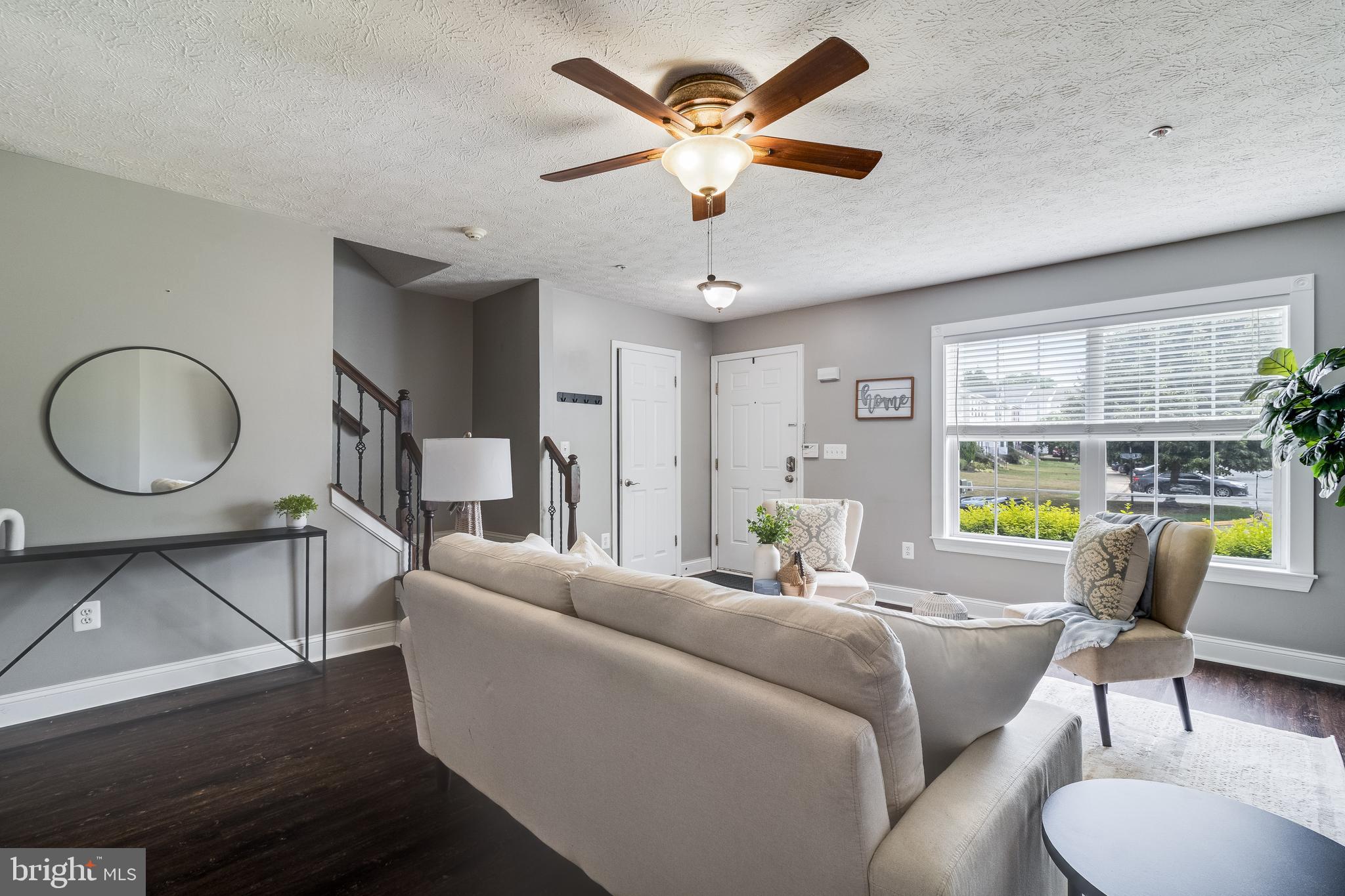 BAYVIEW HILLS - Residential Lease