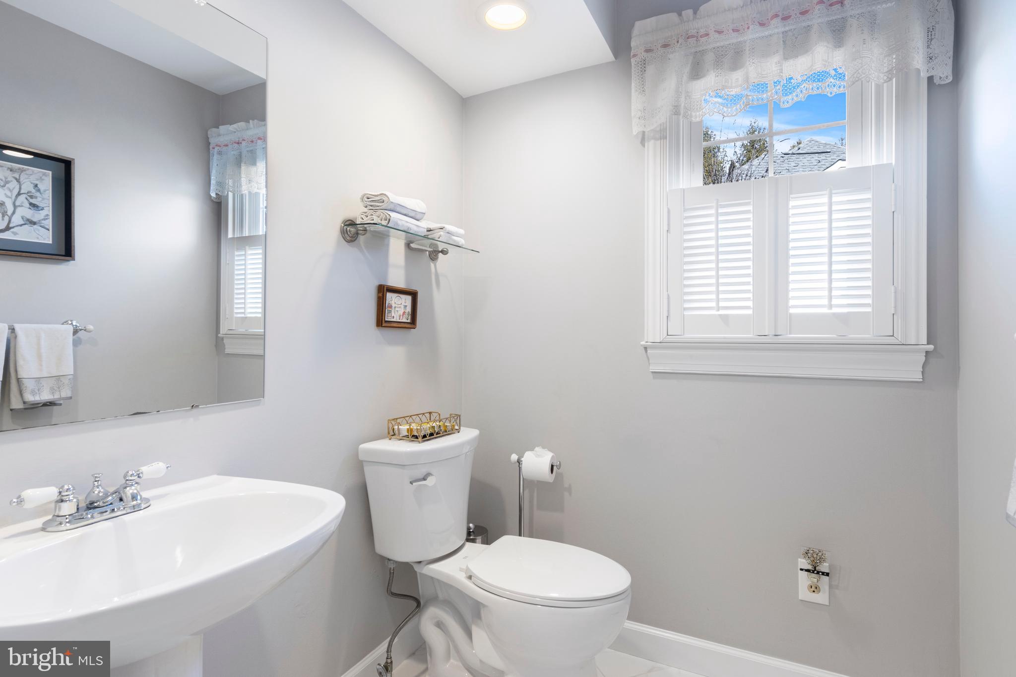 VALLEY FORGE ESTS - Residential