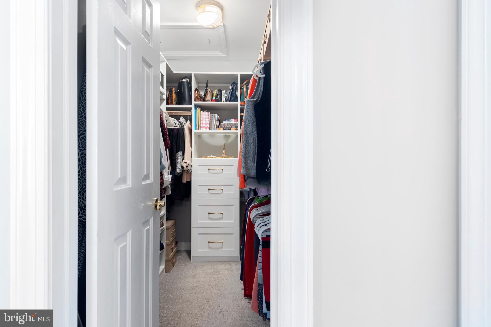 VALLEY FORGE ESTS - Residential