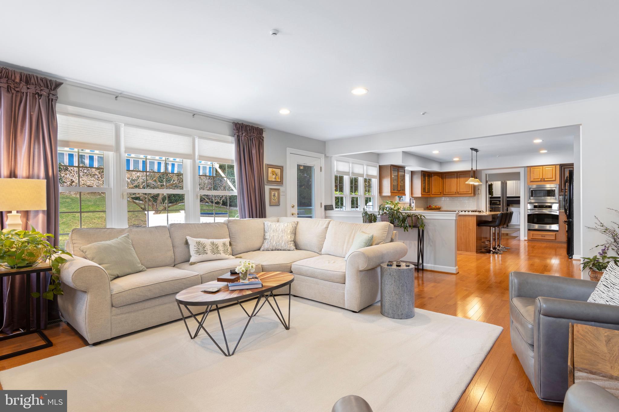 VALLEY FORGE ESTS - Residential