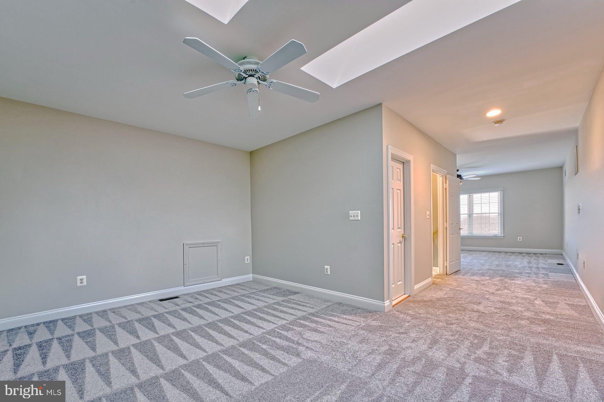 BEACON HILL - Residential