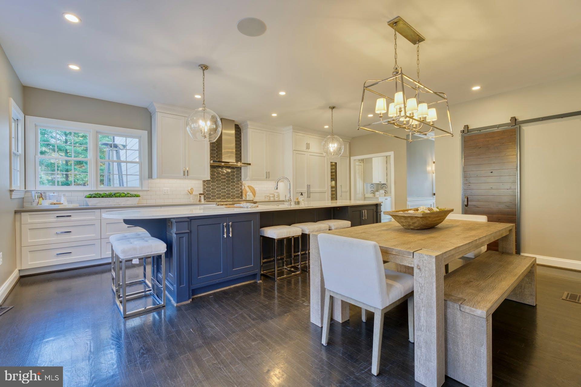 BEACON HILL - Residential