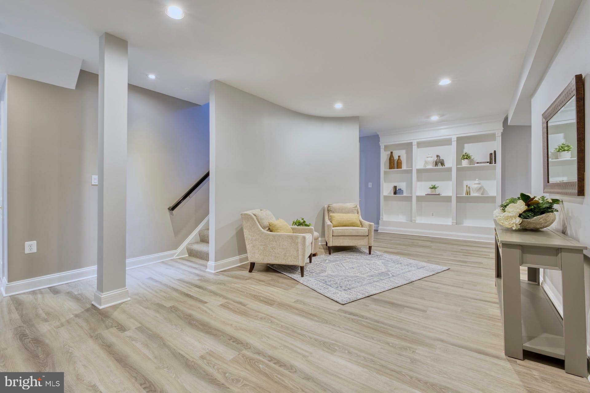 BEACON HILL - Residential