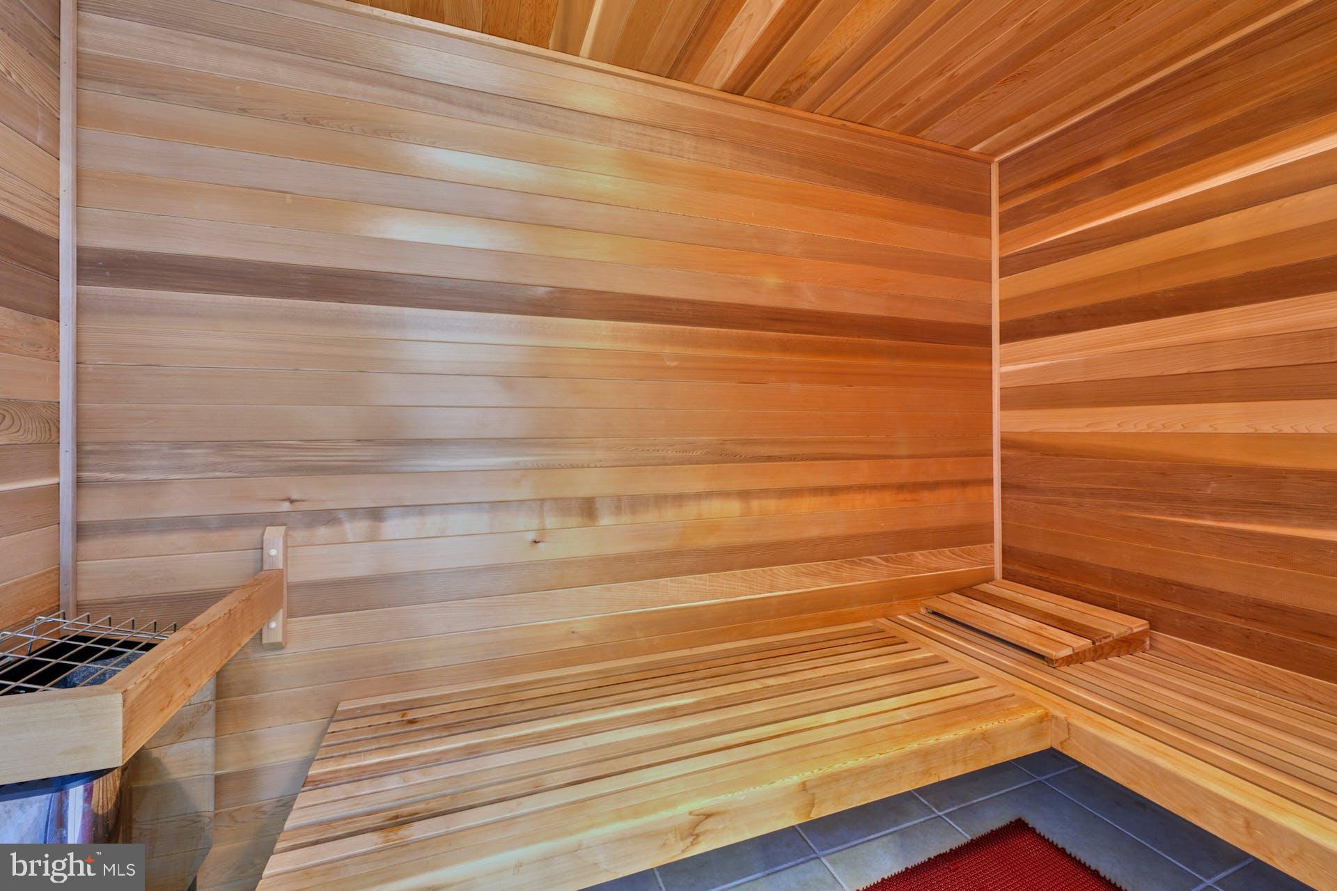 BEACON HILL - Residential