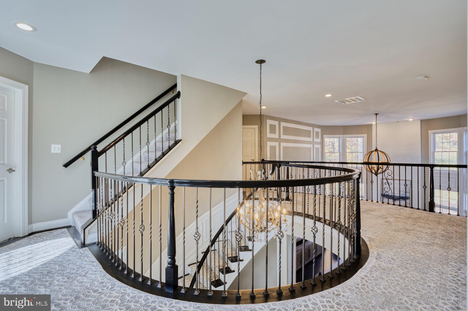 BEACON HILL - Residential