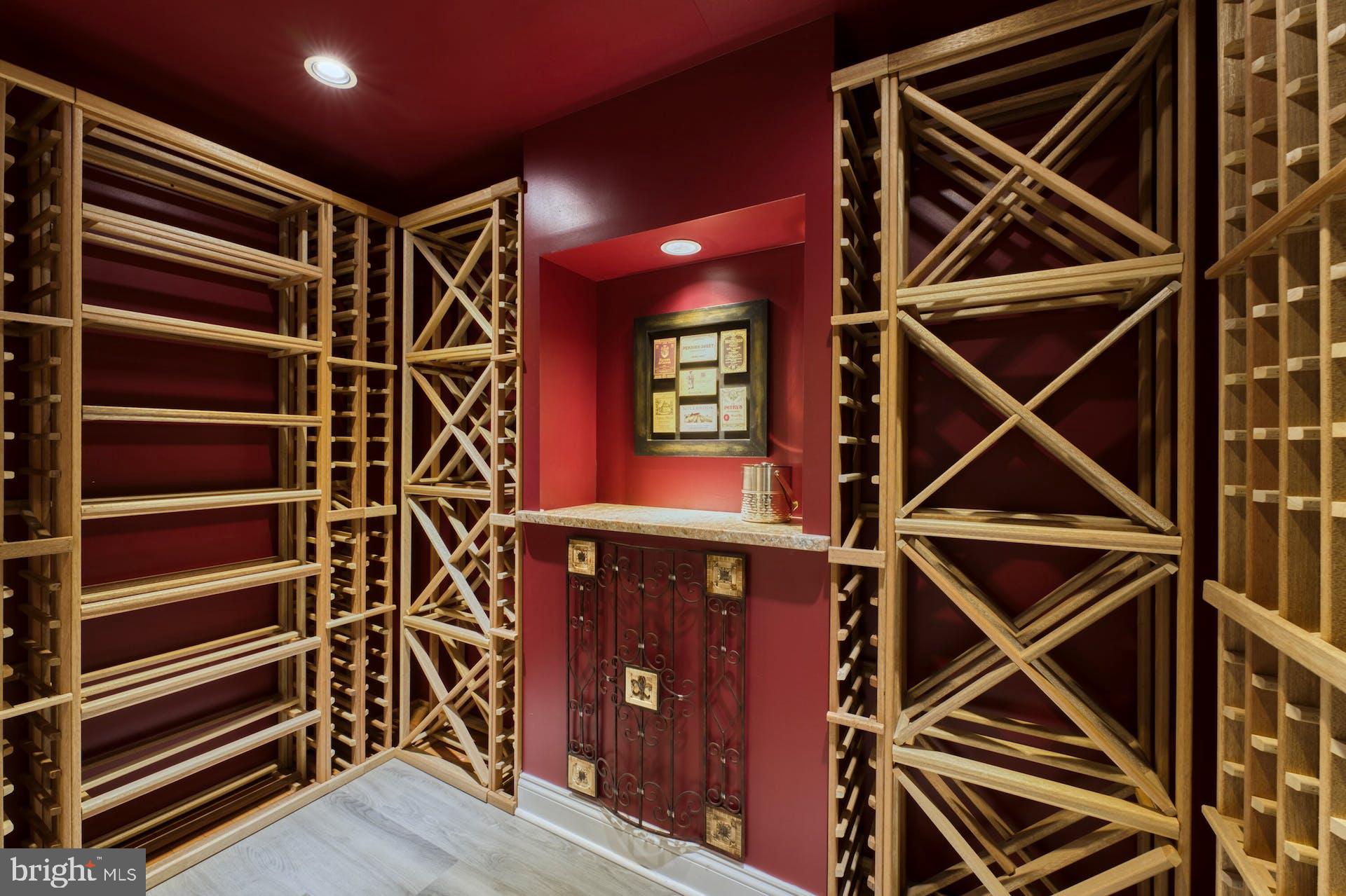 BEACON HILL - Residential