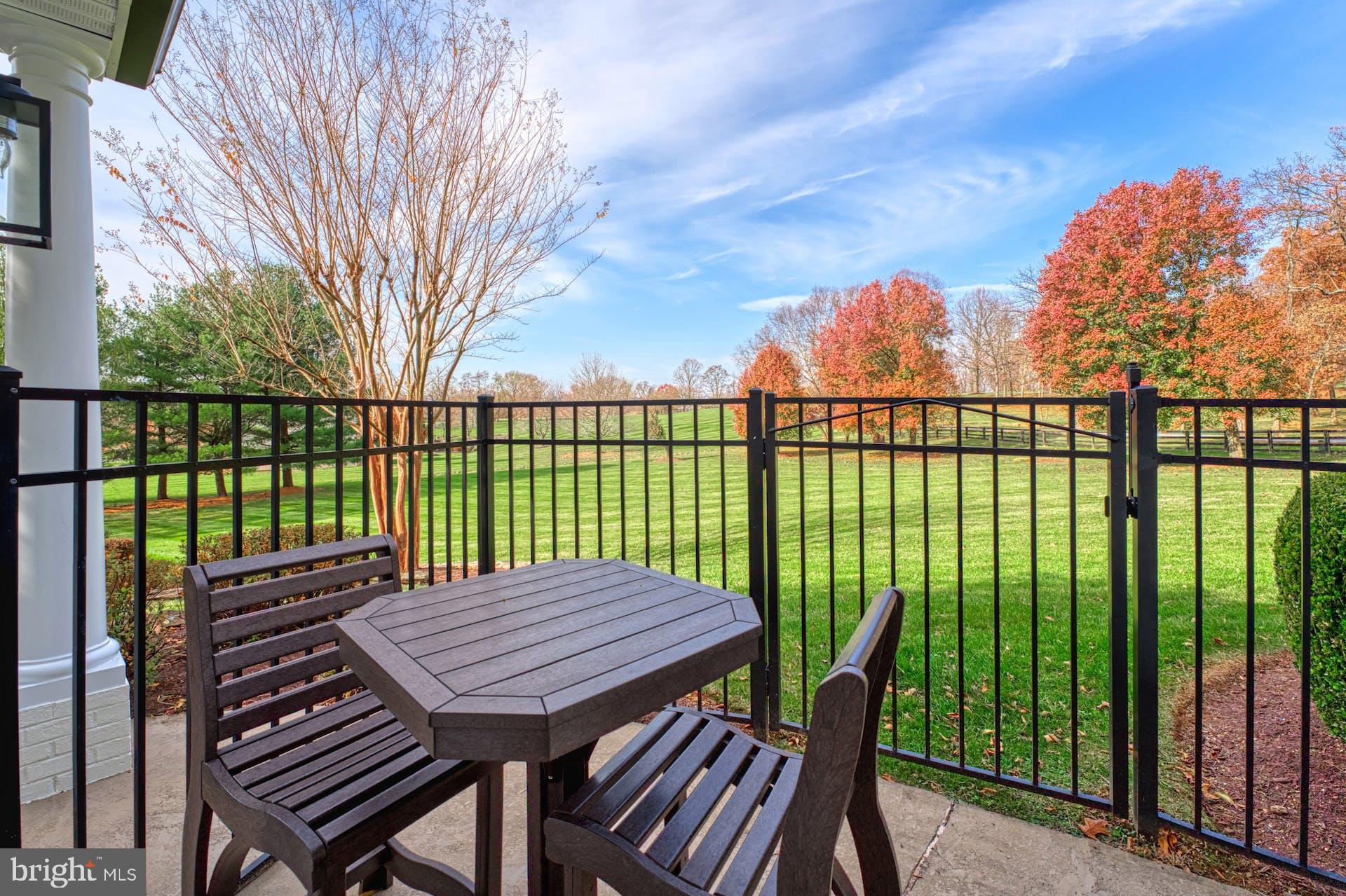 BEACON HILL - Residential