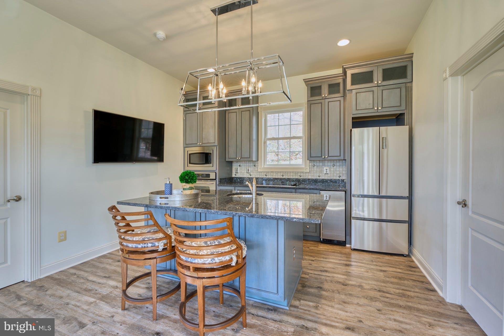 BEACON HILL - Residential