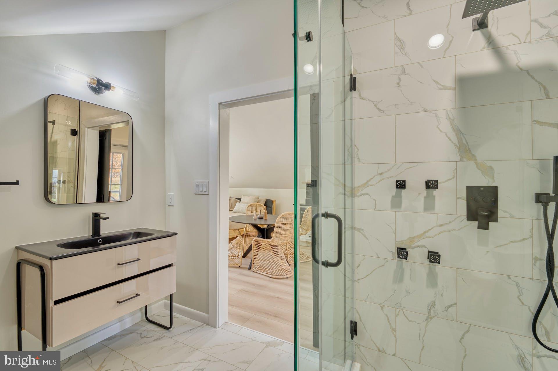 BEACON HILL - Residential