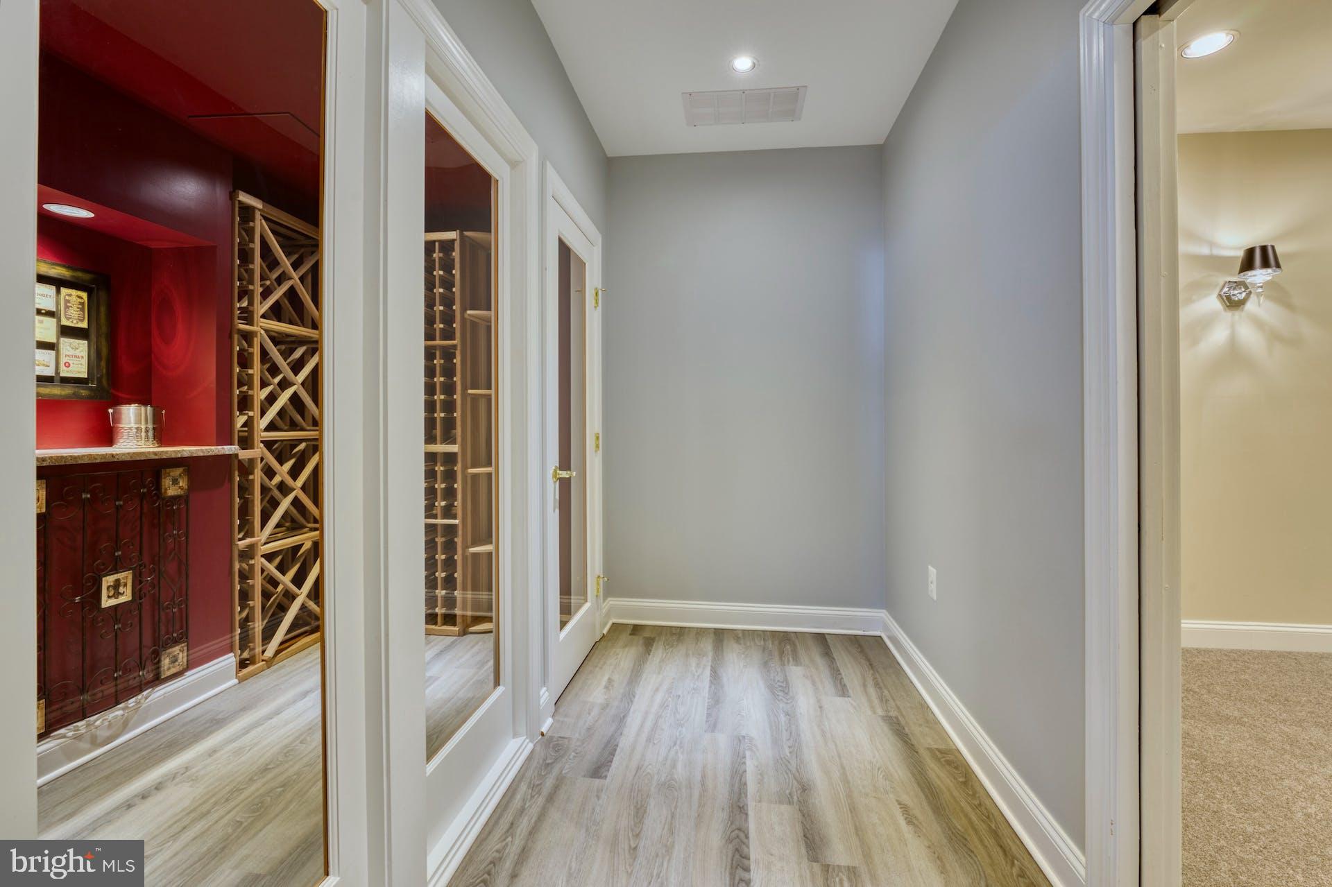 BEACON HILL - Residential