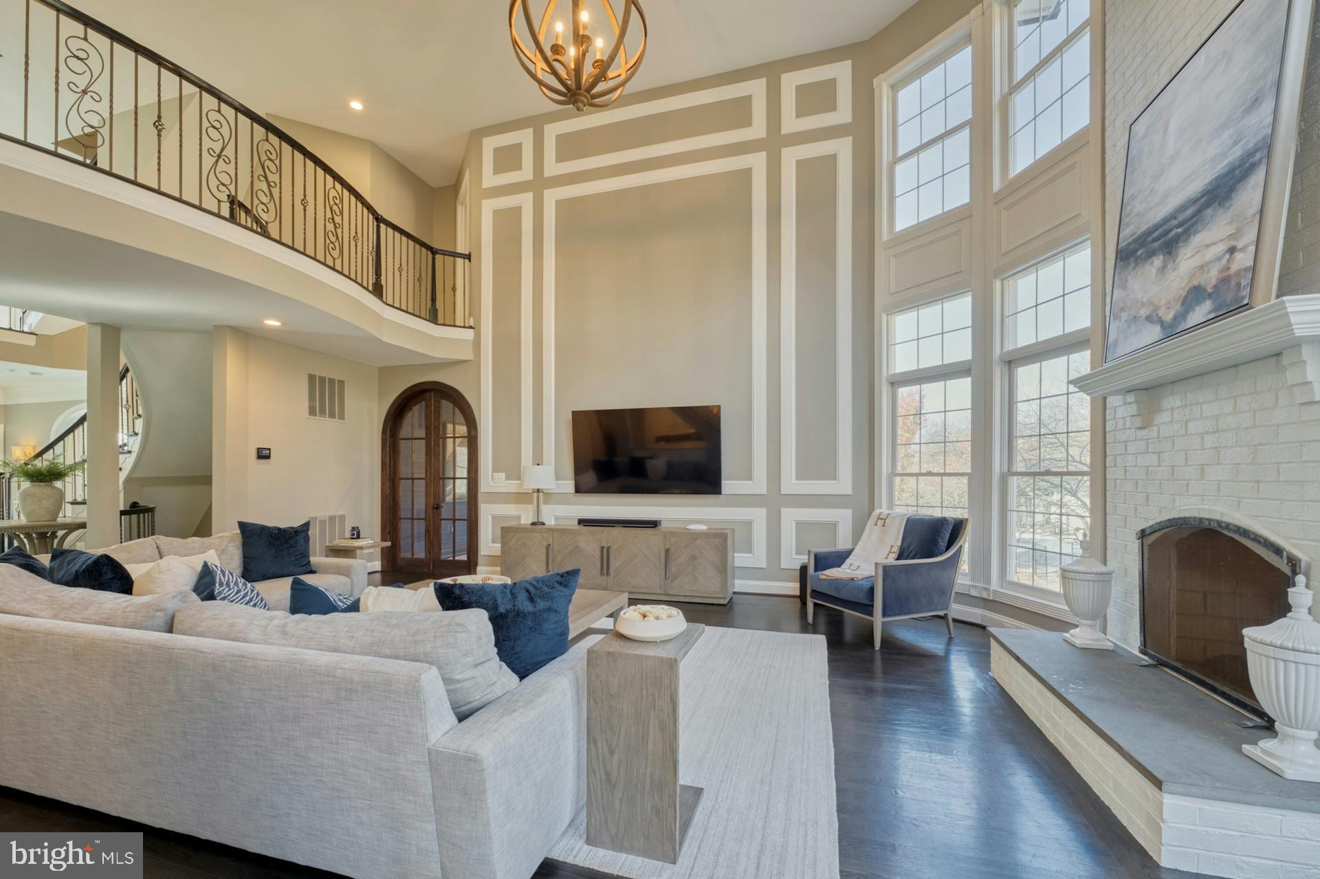 BEACON HILL - Residential