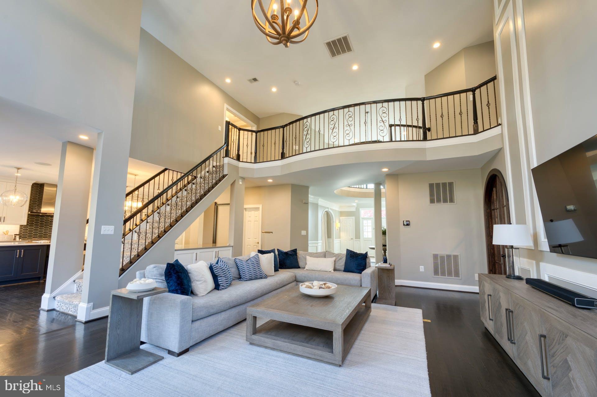 BEACON HILL - Residential