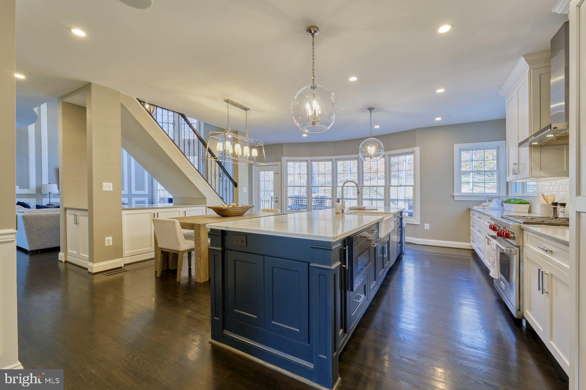 BEACON HILL - Residential