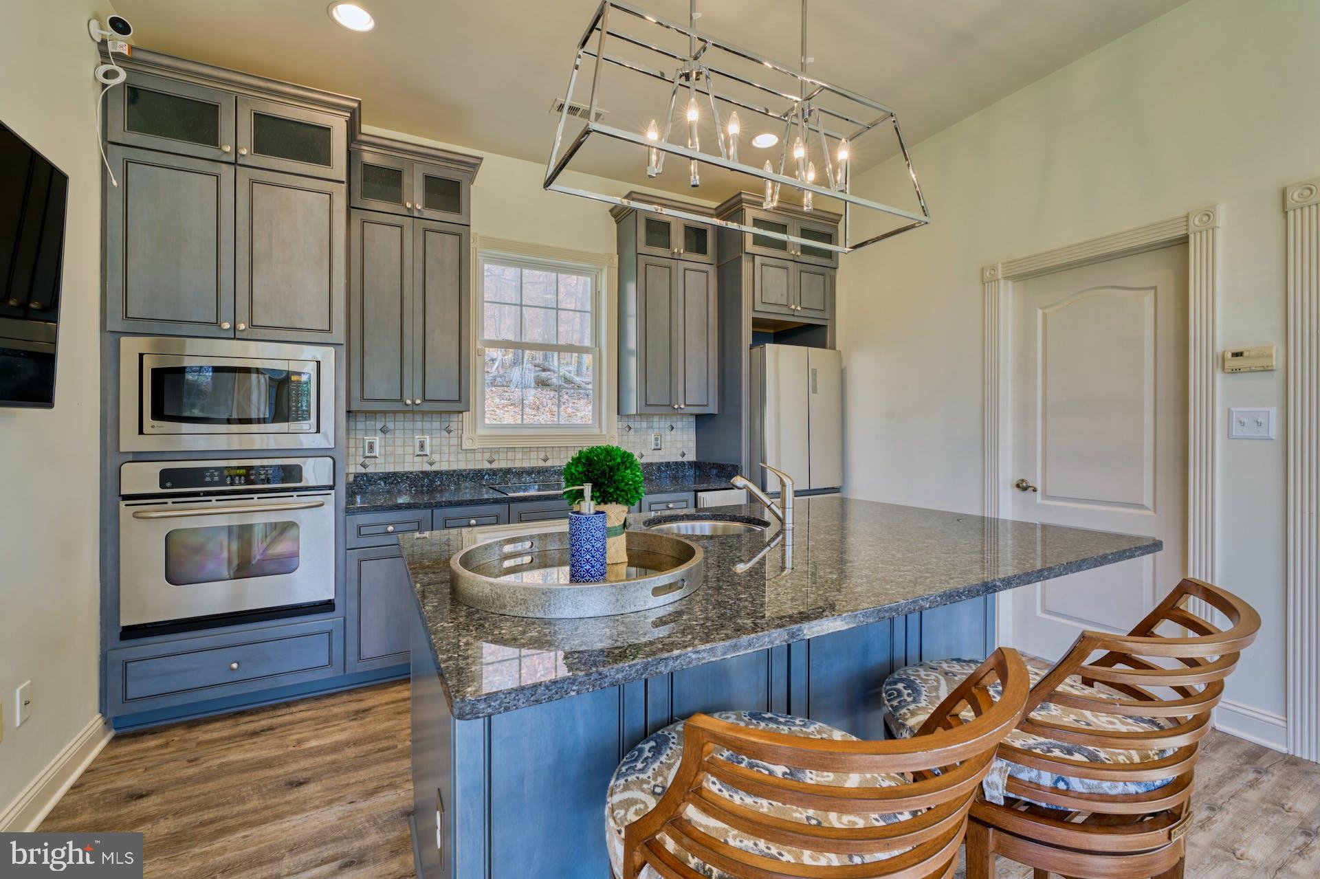 BEACON HILL - Residential