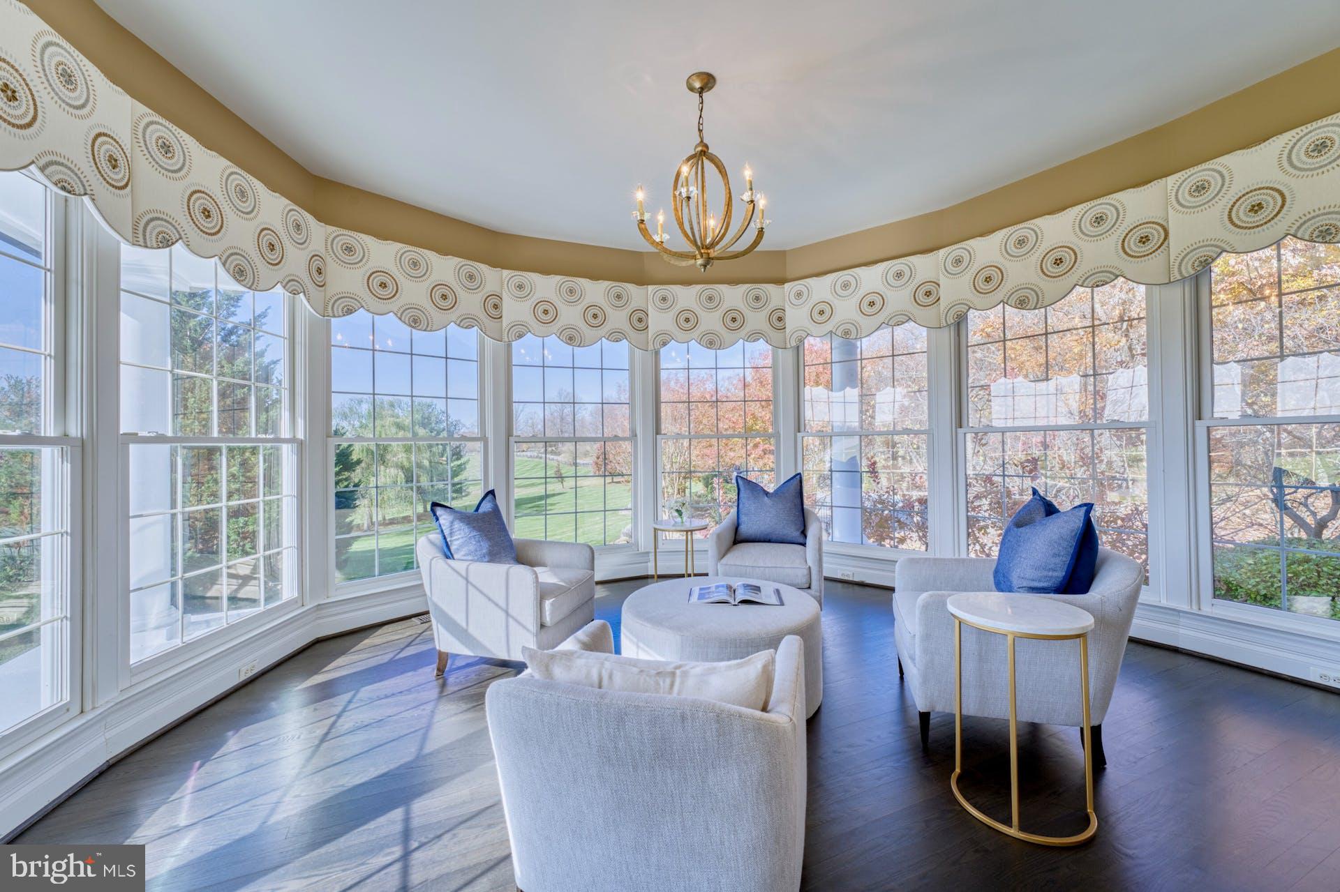 BEACON HILL - Residential